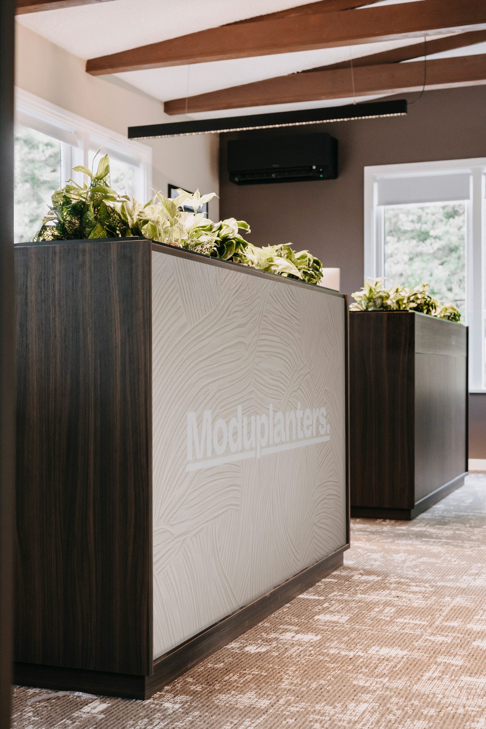 Moduplanter kantoorplantenbak met akoestisch materiaal